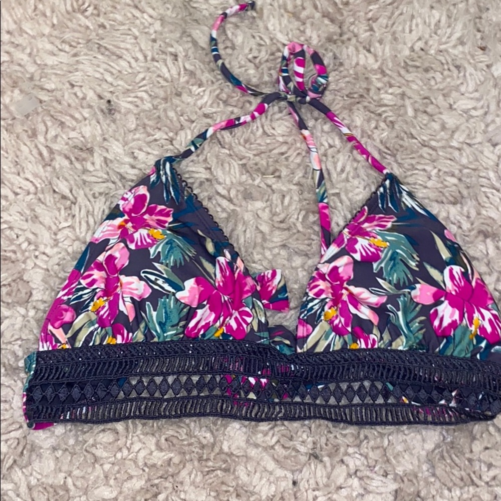 Cute target bikini top